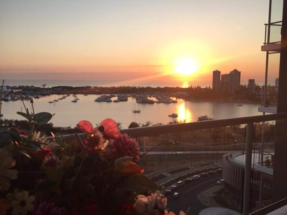 Stunning View Close To Everything Gold Coast Buitenkant foto